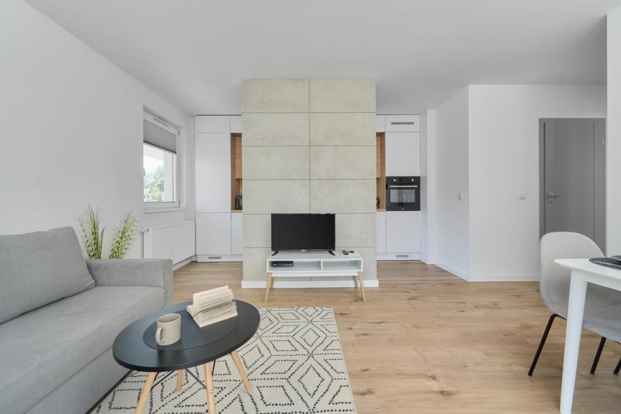 Na Grobli Riverside & Free Garage By Renters