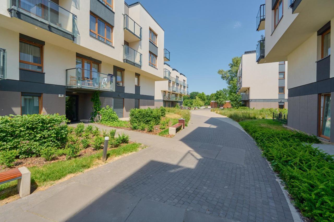 Na Grobli Riverside & Free Garage By Renters Vratislav